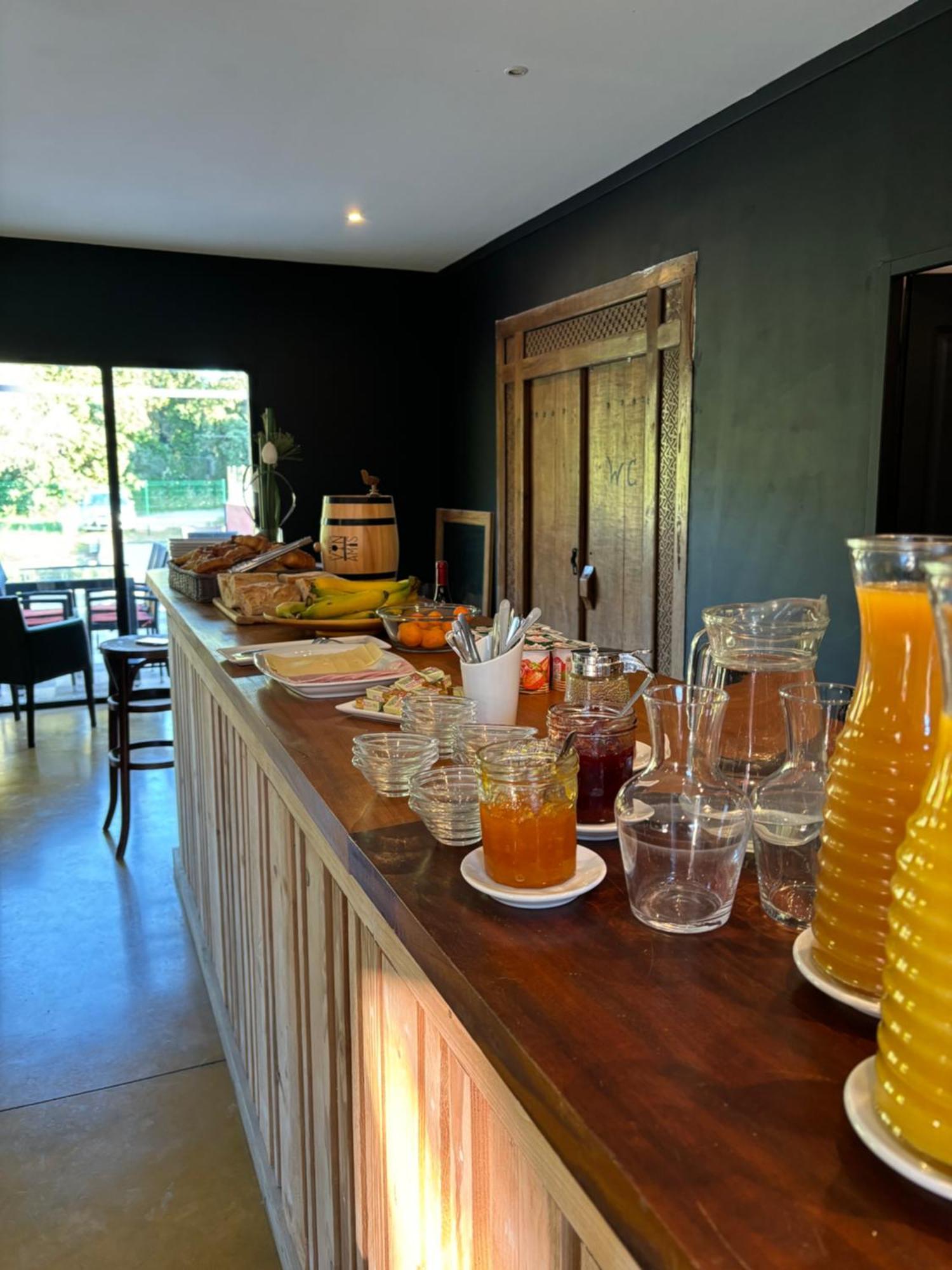 Domaine le Milos Appart'Hotel Castries Exterior foto