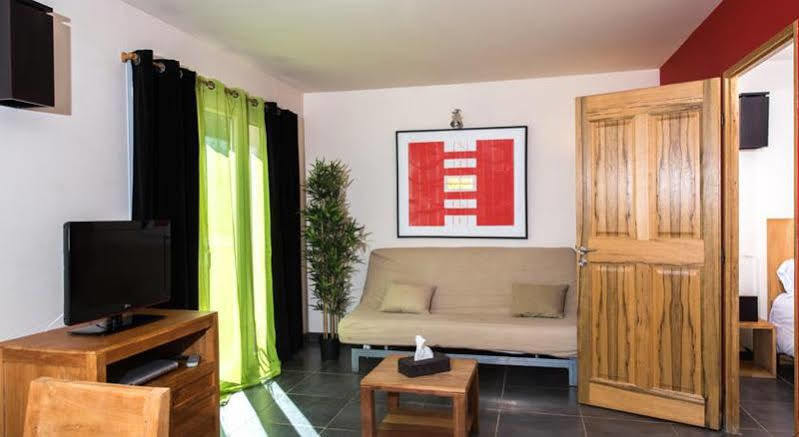 Domaine le Milos Appart'Hotel Castries Exterior foto